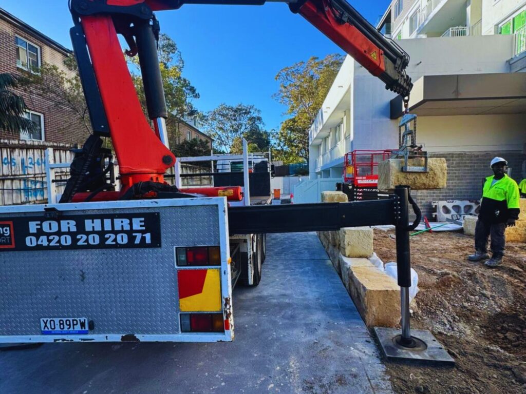 How to Choose Right Hiab Truck Hire for Your Job Site