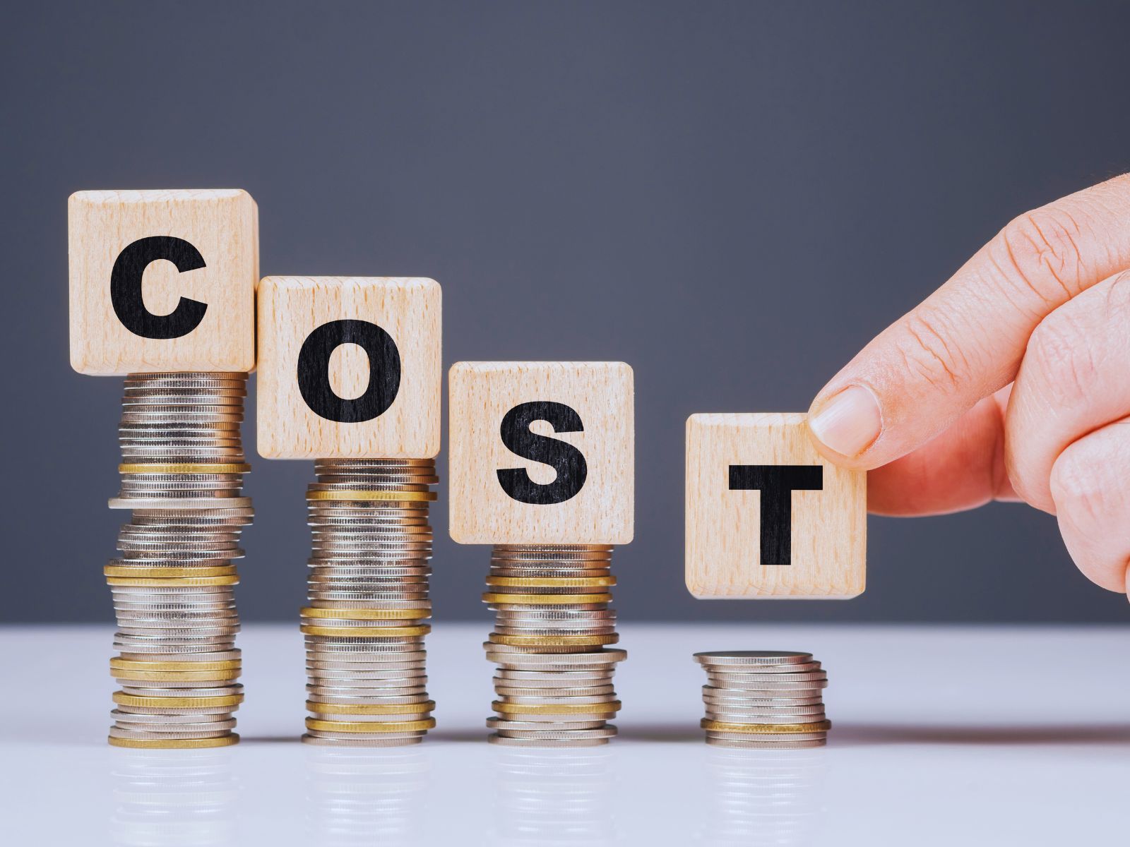What Factors Affect Hiab Truck Hire Costs in Sydney?