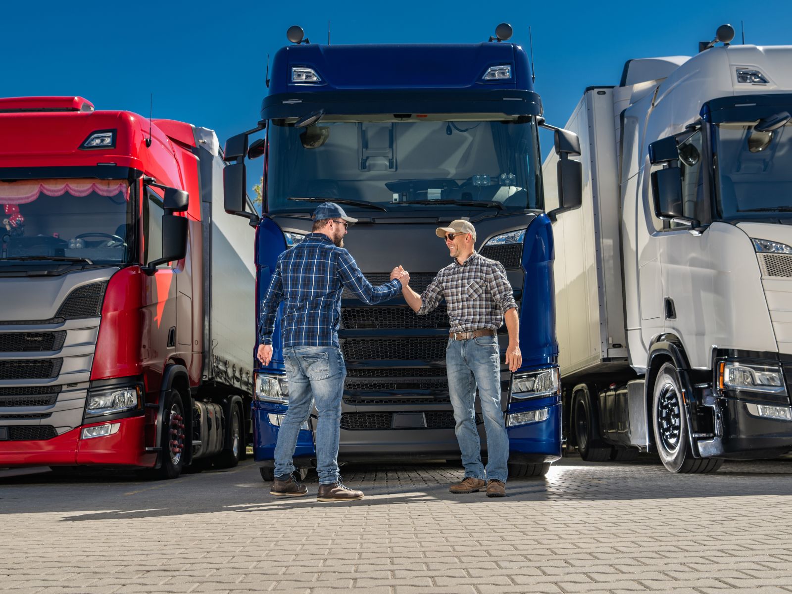 How to Choose the Right Crane Truck Rental Service