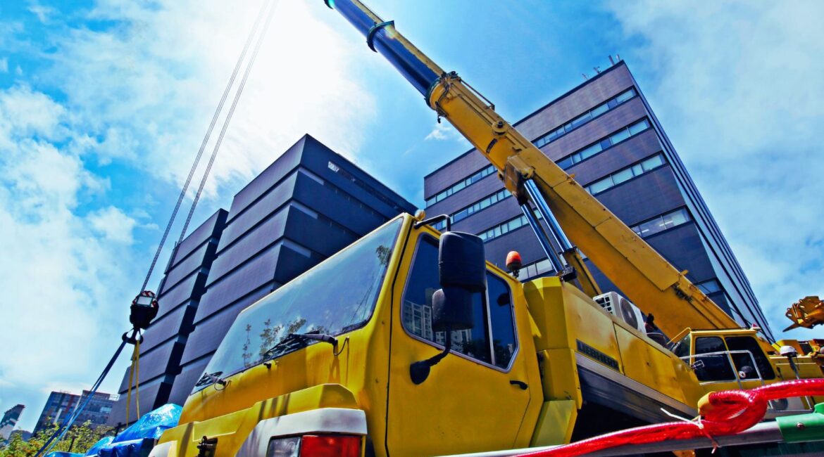 What to Look For in a Crane Hire Company