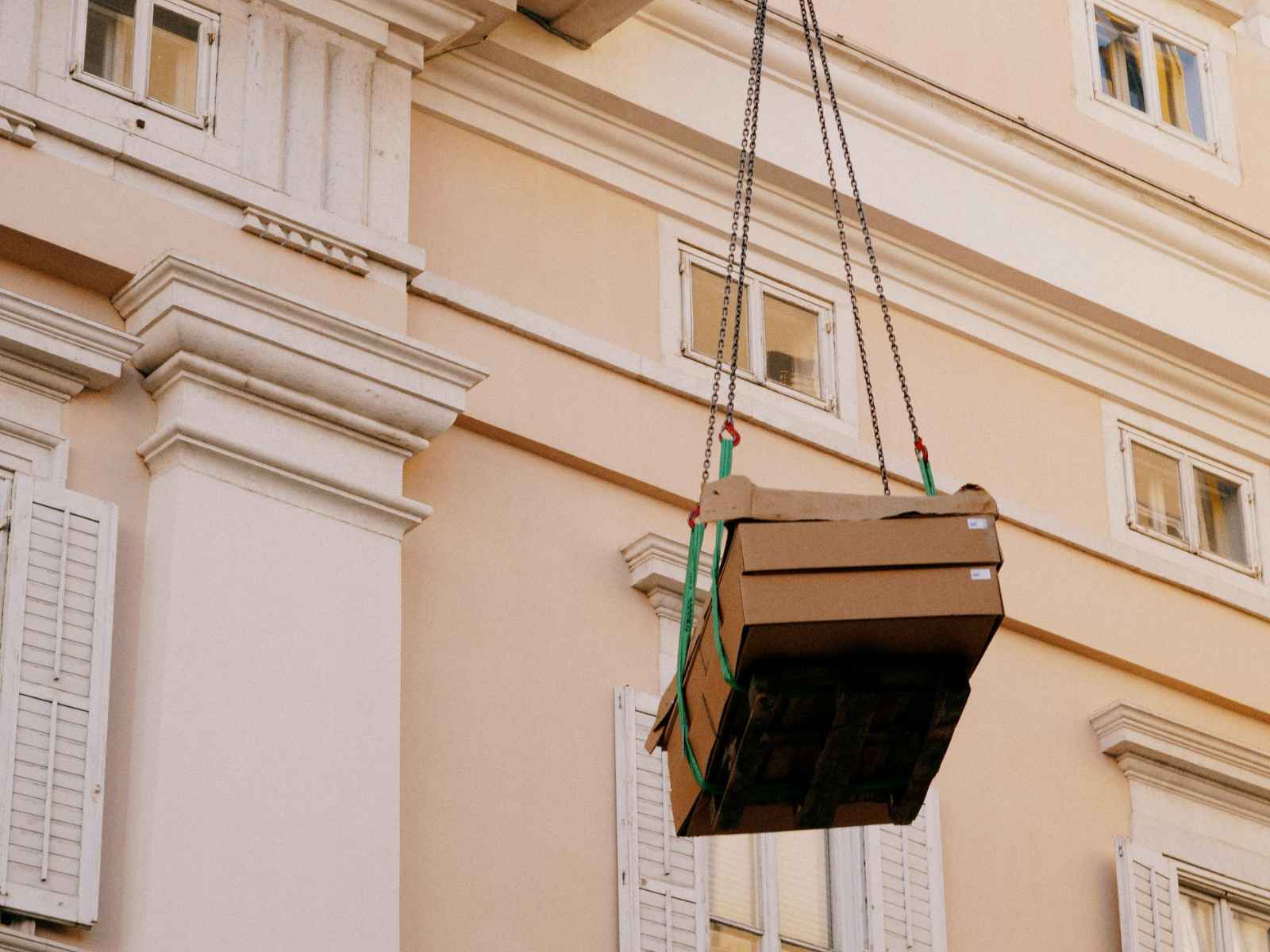 Heavy Furniture Lifting Made Easy with Hiab Truck